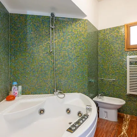 Apartment La Casa Di G - Vivora Srl *