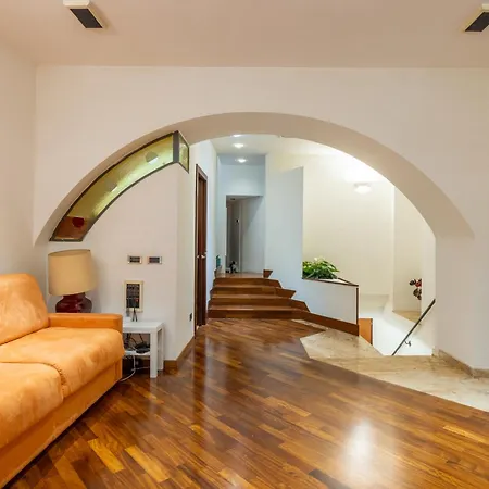 La Casa Di G - Vivora Srl Daire