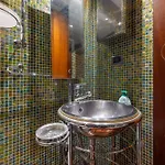 La Casa Di G - Vivora Srl ローマ