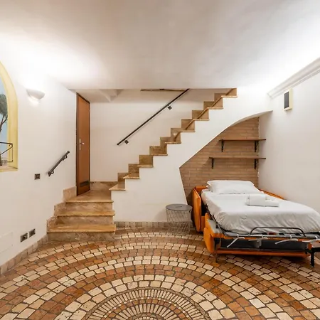 La Casa Di G - Vivora Srl * ローマ