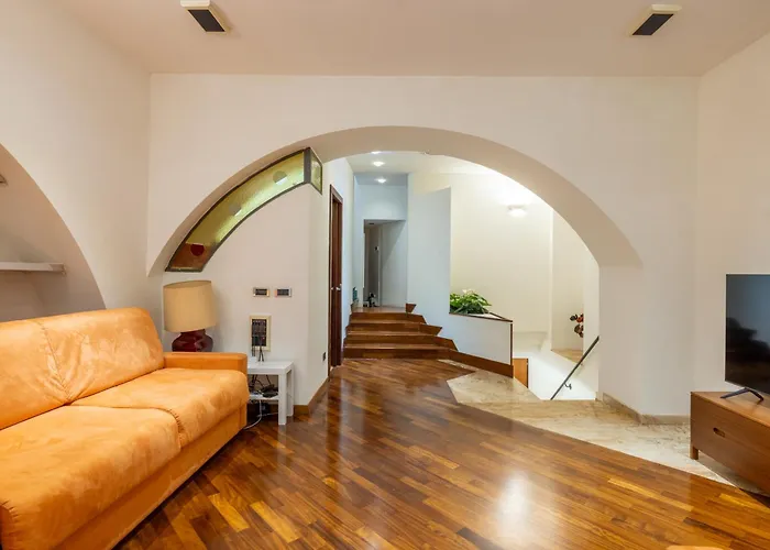 La Casa Di G - Vivora Srl アパート